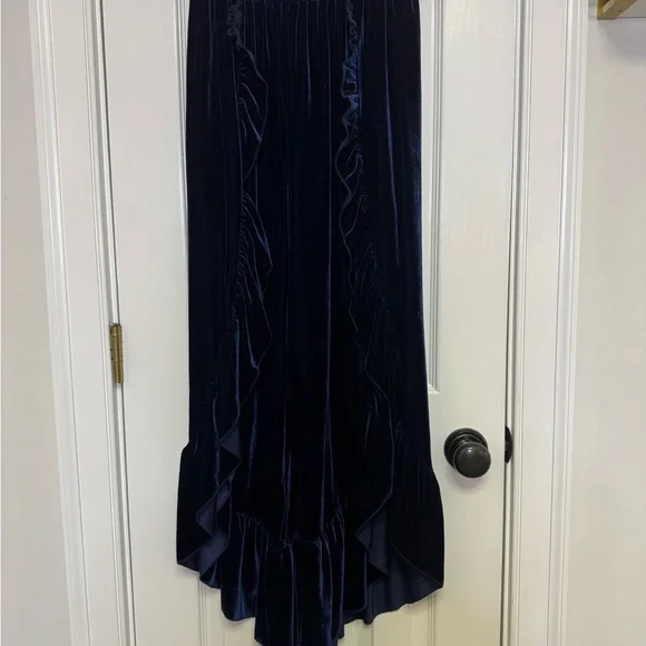 Elegant Navy Wide-Leg Pants - Picture 5 of 9